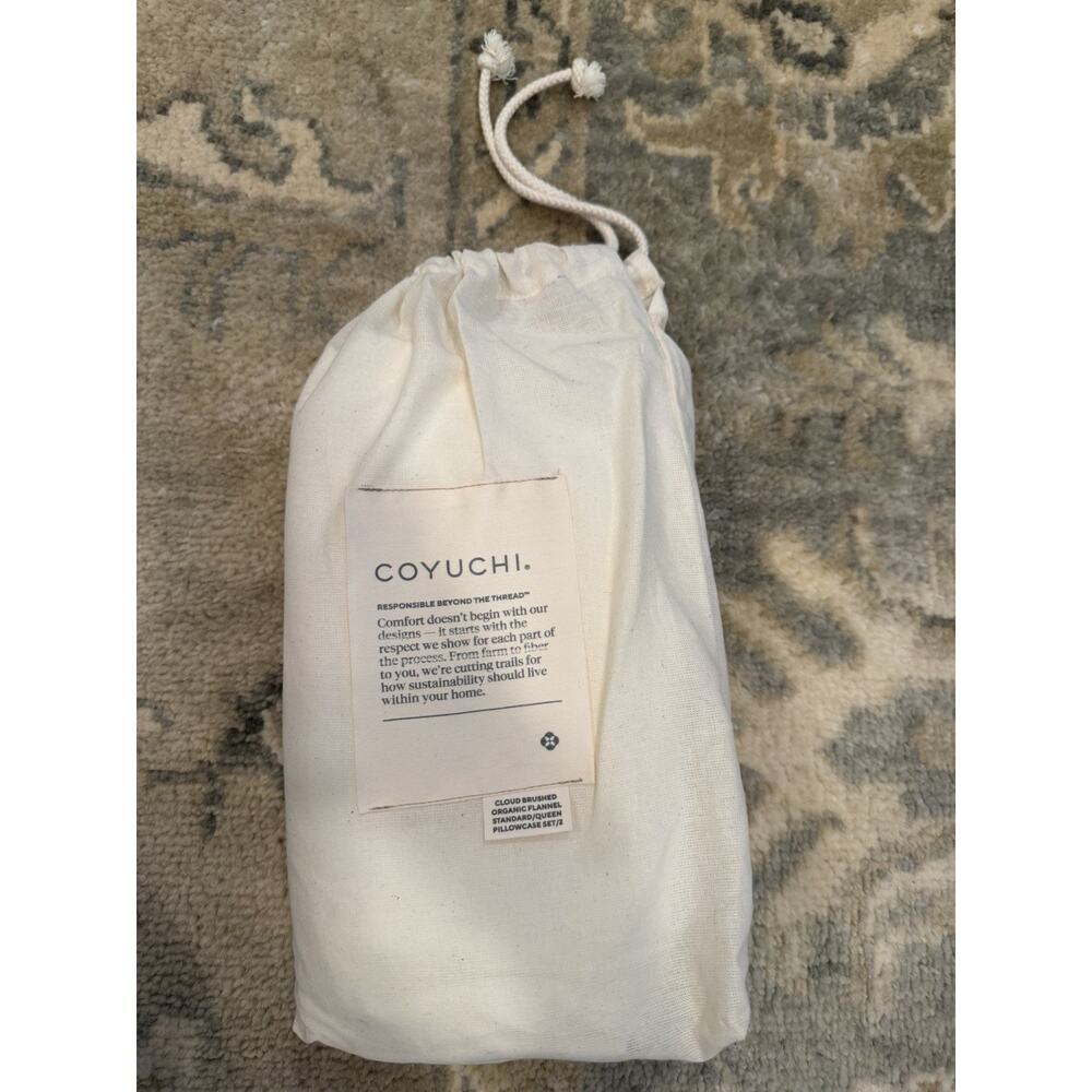 Coyuchi CLOUD BRUSHED ORGANIC FLANNEL Standard/queen Pillowcases White NEW $58